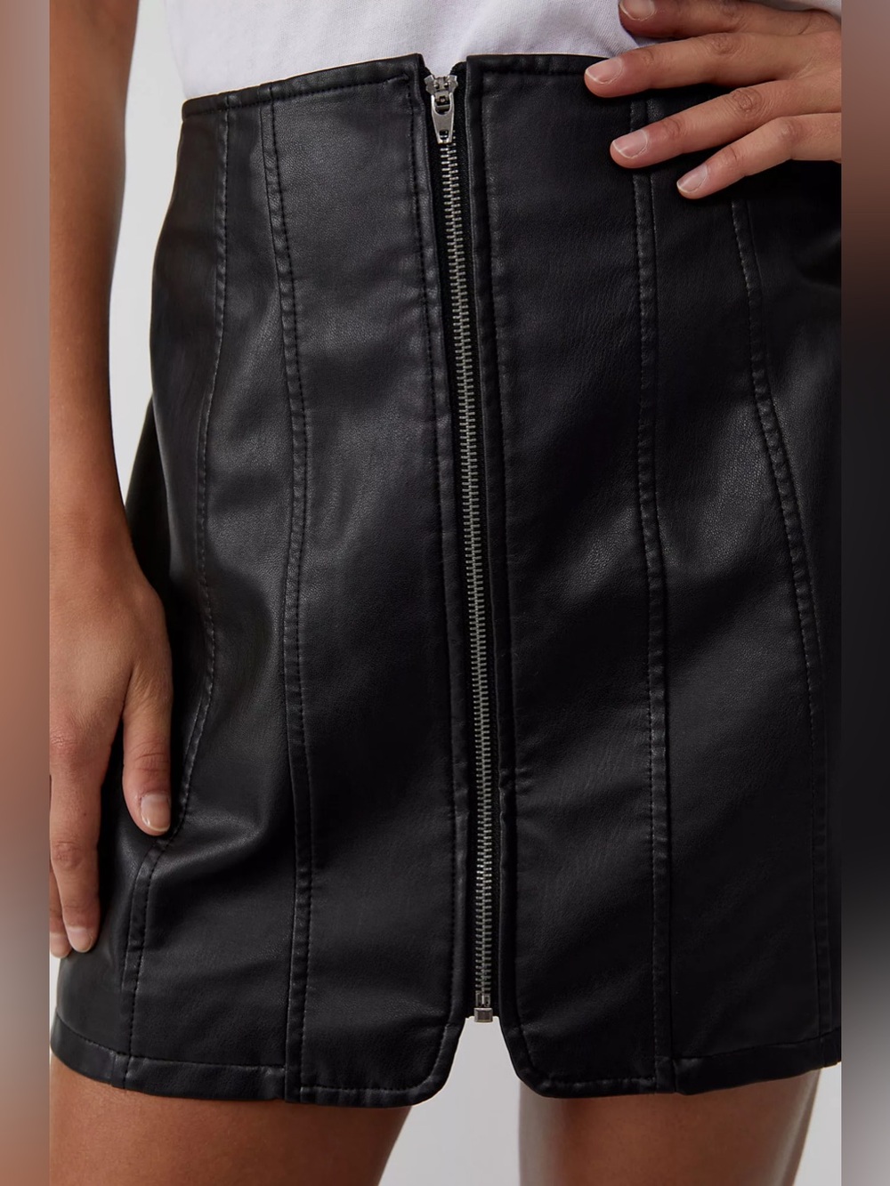 Free People Faux Leather Zip-Front Skirt -size 4
